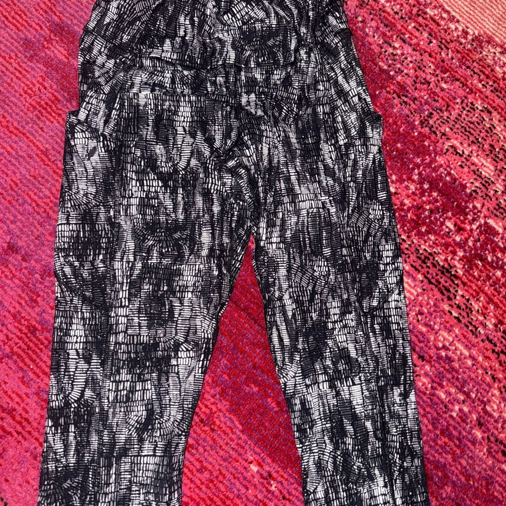 lululemon athletica Black and White Patterned Leggings